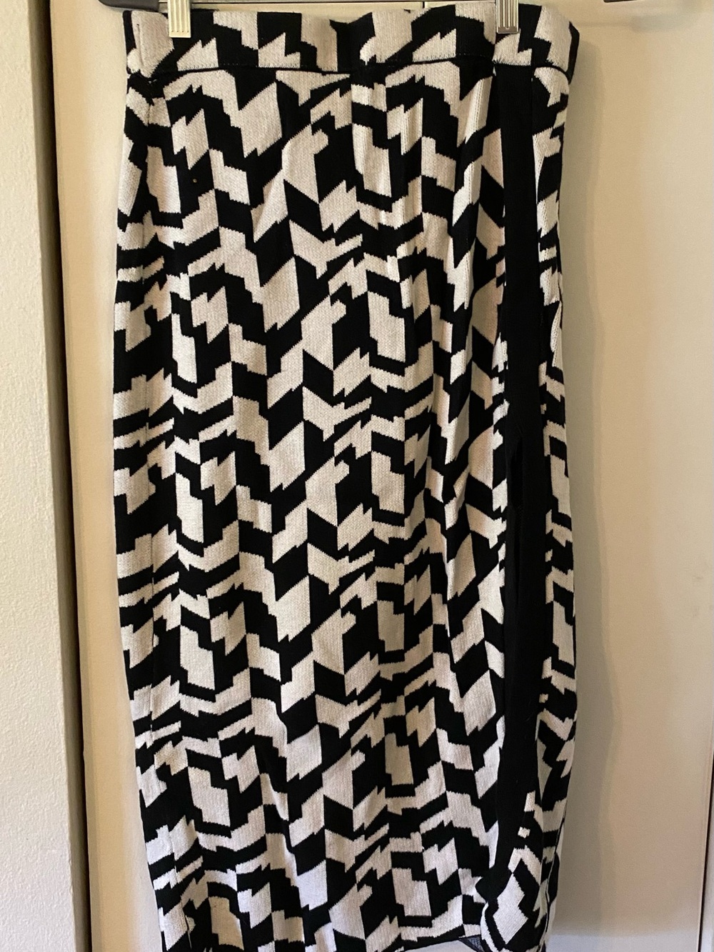 Black & White Geometric Midi Skirt